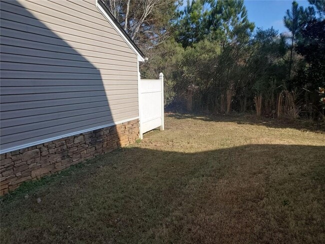 Building Photo - 11428 S Grove Dr