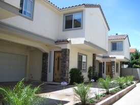 Building Photo - 2221 Grant Ave