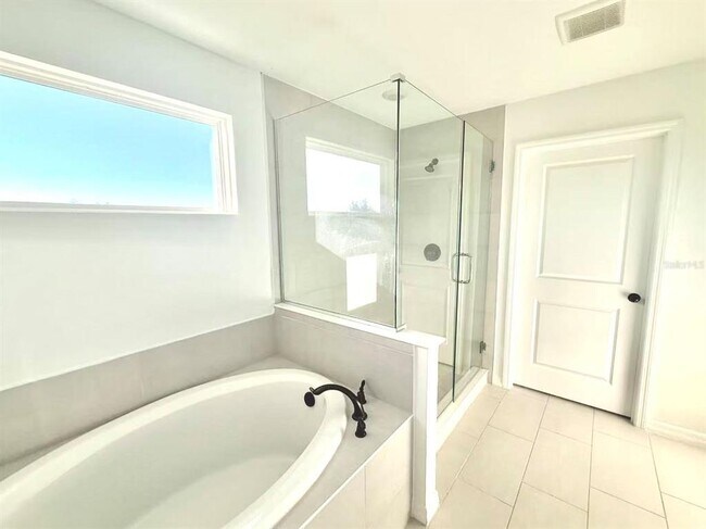 Building Photo - 2078 Derwent Dr