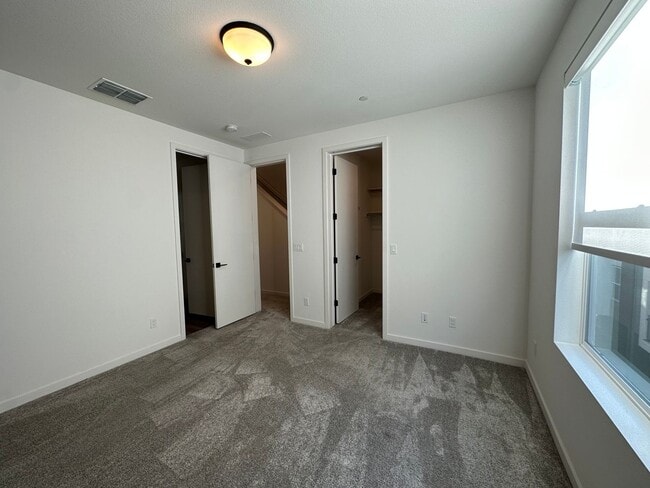 Building Photo - Newer Construction - Multi-Level Home with...
