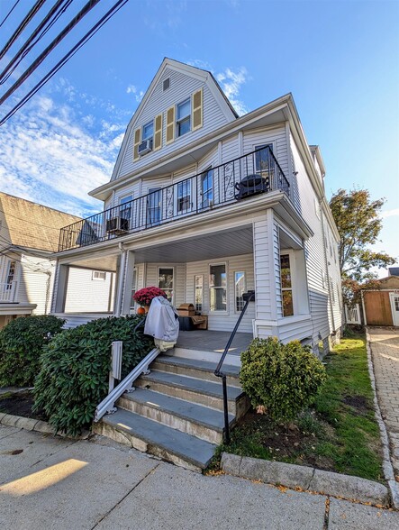 Primary Photo - 12 Electric Ave