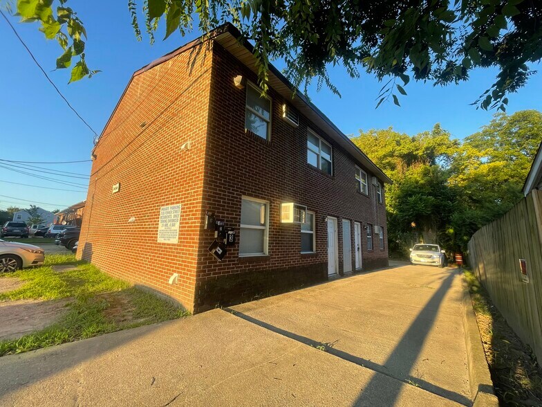 Building Photo - 7438 Fenner St