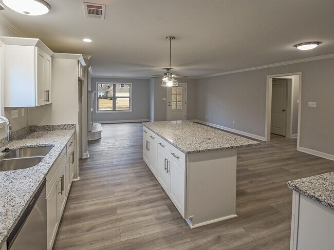 Building Photo - 3 Bed, 2 bath (Built in 2020) in Atoka Tn