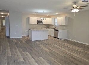 Building Photo - 4103 W 56th Pl