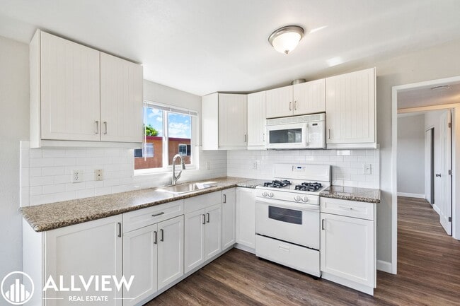 Building Photo - 3407 W Olinda Ln