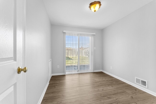 Building Photo - 8315 Flamingo St