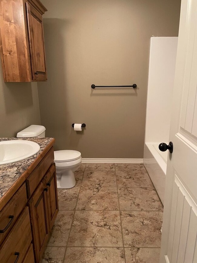 Building Photo - 3 Bedroom, All Brick home in Republic for ...