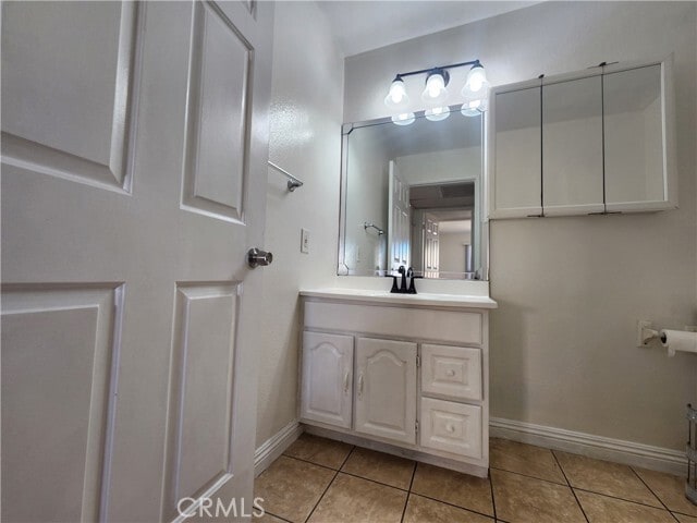 Building Photo - 14006 Vanowen St