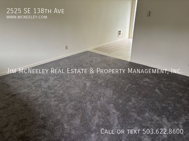 Building Photo - 2525 SE 138th Ave