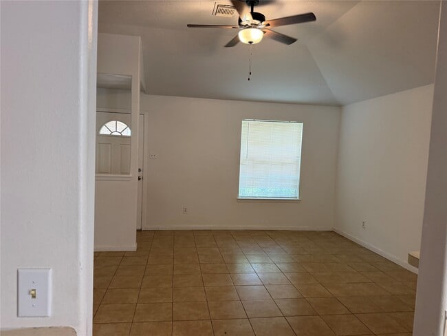 Building Photo - 19322 Otter Trail Ct