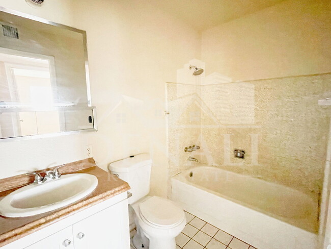 Building Photo - 410 E Desert Dr