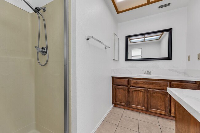 Building Photo - 8327 Trimmer Way