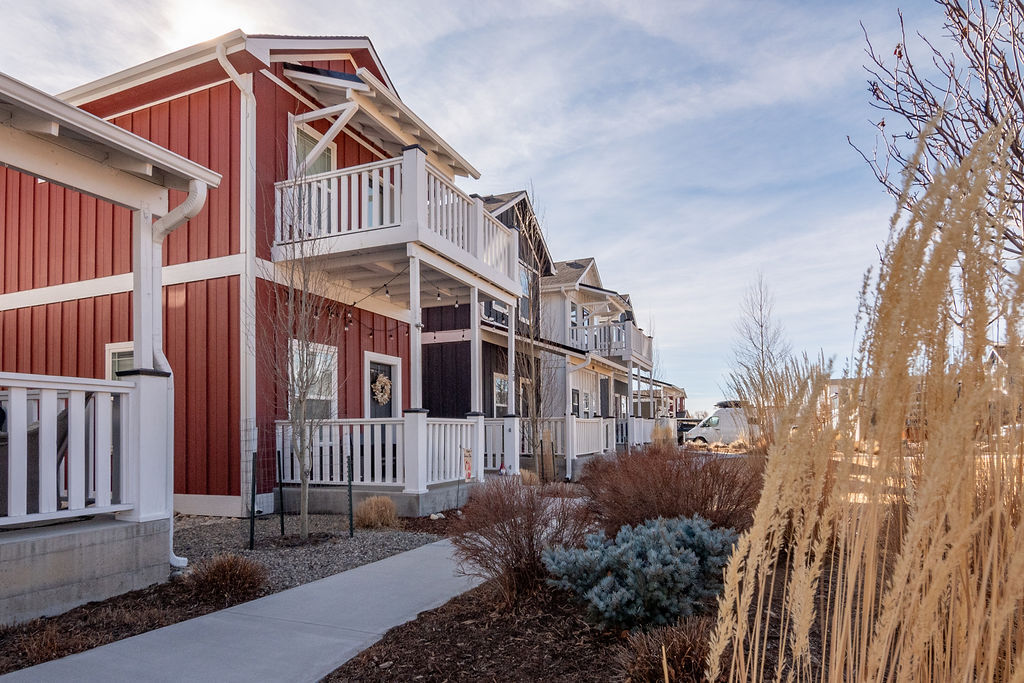 Building Photo - 120 Barnwood Cir