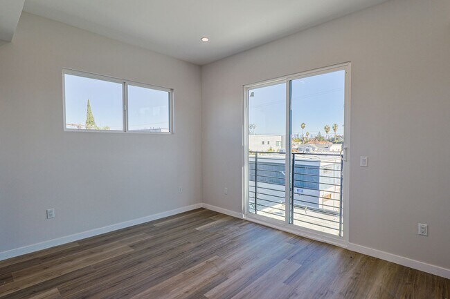 Building Photo - 5515 Glennie Ln