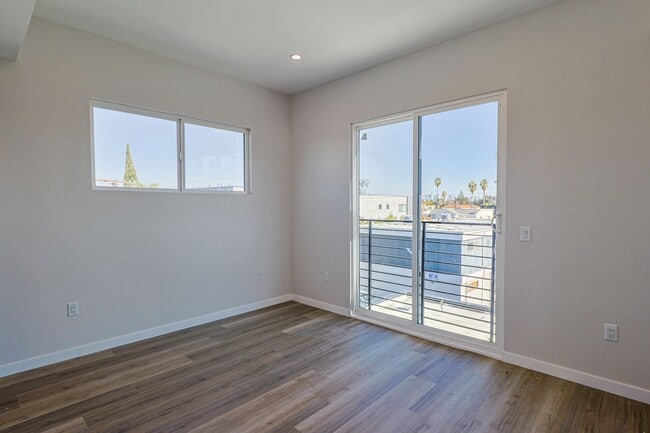Building Photo - 5517 Glennie Ln