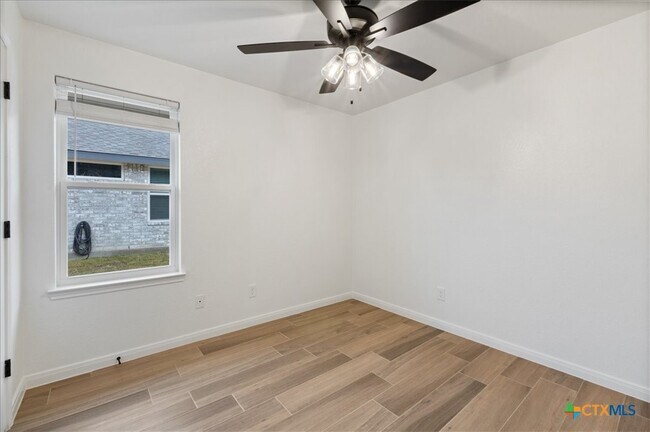 Building Photo - 6019 Catania Rd