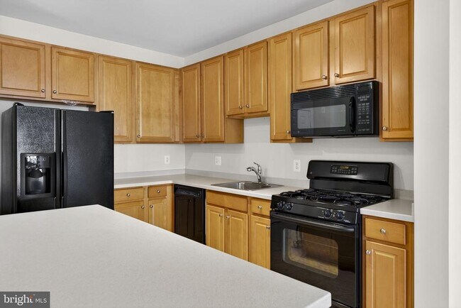 Building Photo - 12001 Market St