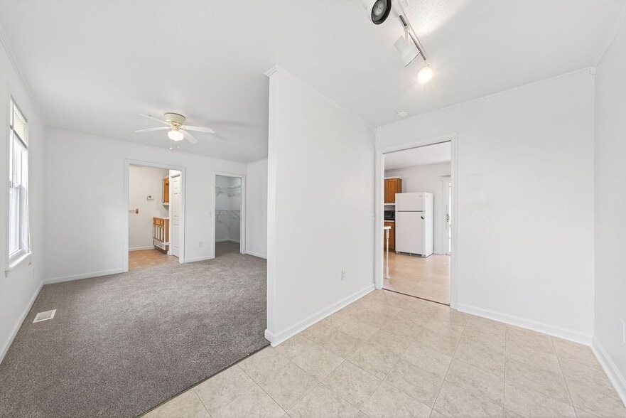 Building Photo - 4067 Blaylock Rd