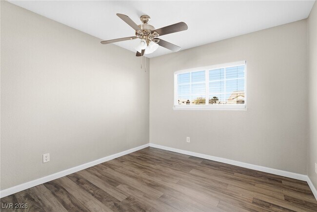 Building Photo - 7567 Violet Vista Ave