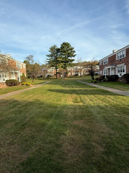 Building Photo - 139 Ridge Rd