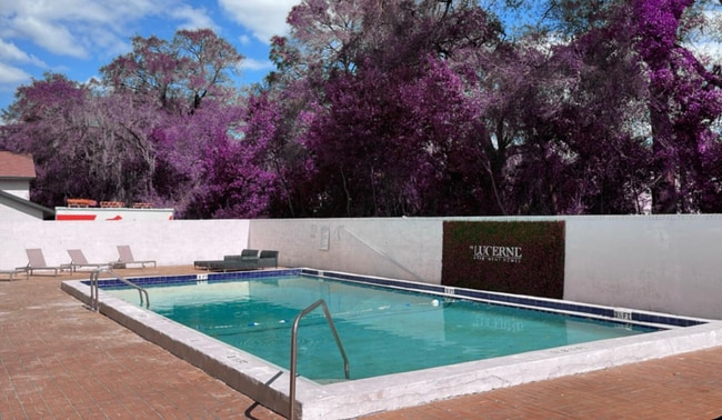 Building Photo - 14323 Lucerne Dr