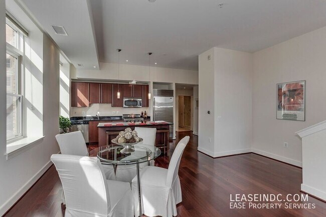 Building Photo - 2425 L St NW