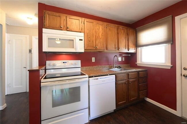 Building Photo - 10630 St Lawrence Ln