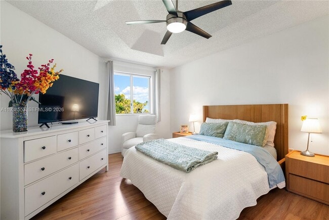 Building Photo - 2229 SE 25th Ave