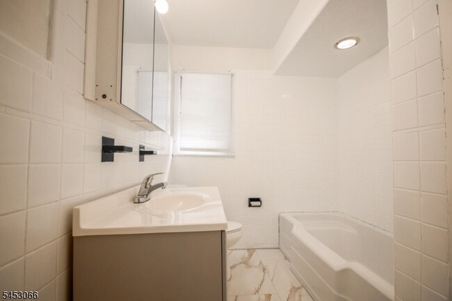 Building Photo - 20 N 13th St