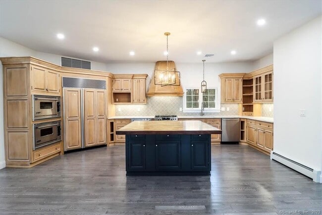 Building Photo - 29 CT-55