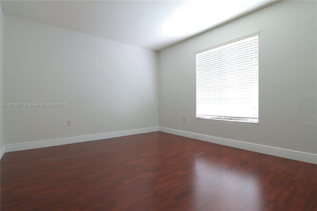Building Photo - 4910 NW 79th Ave