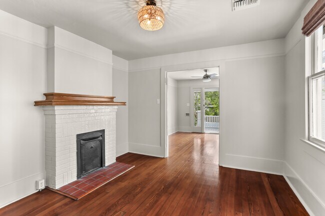 dining room - 270 Audubon St