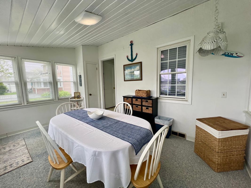 Building Photo - 38 Seabreeze Rd