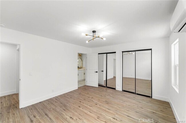 Building Photo - 11443 Saticoy St