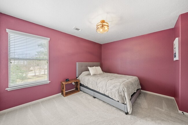 Building Photo - 18210 Juniper Creek Ln