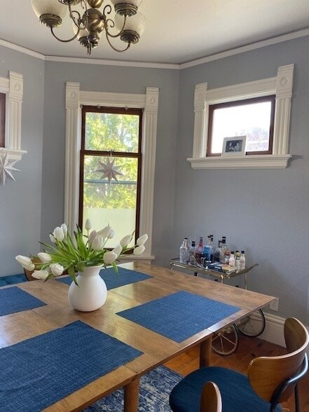 Building Photo - 402 Rogers St