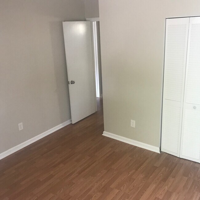 Building Photo - 3635 Maple Glenn Ln