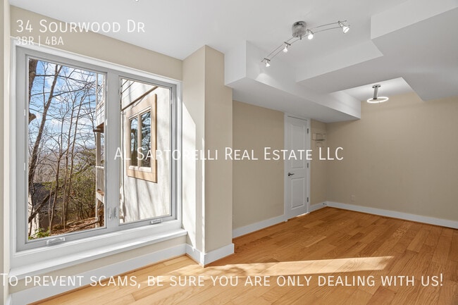 Building Photo - 34 Sourwood Dr