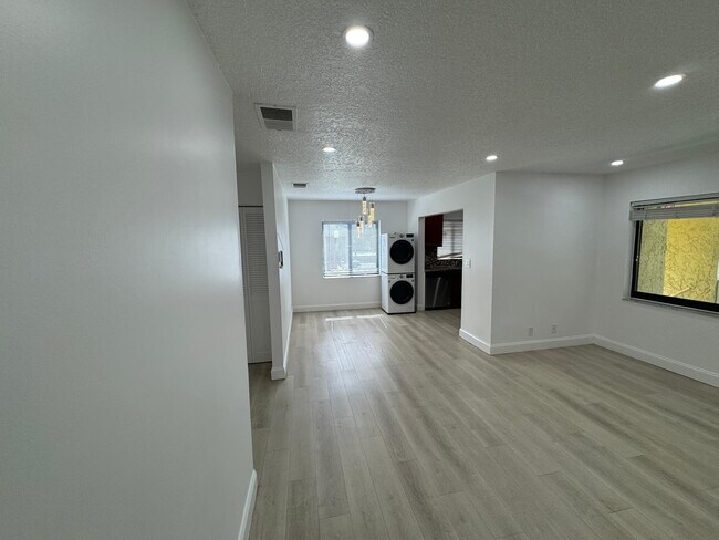 Building Photo - 11660 NW 45th St