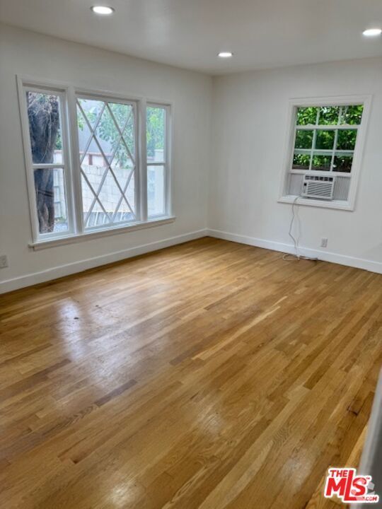 Building Photo - 8732 Dorrington Ave