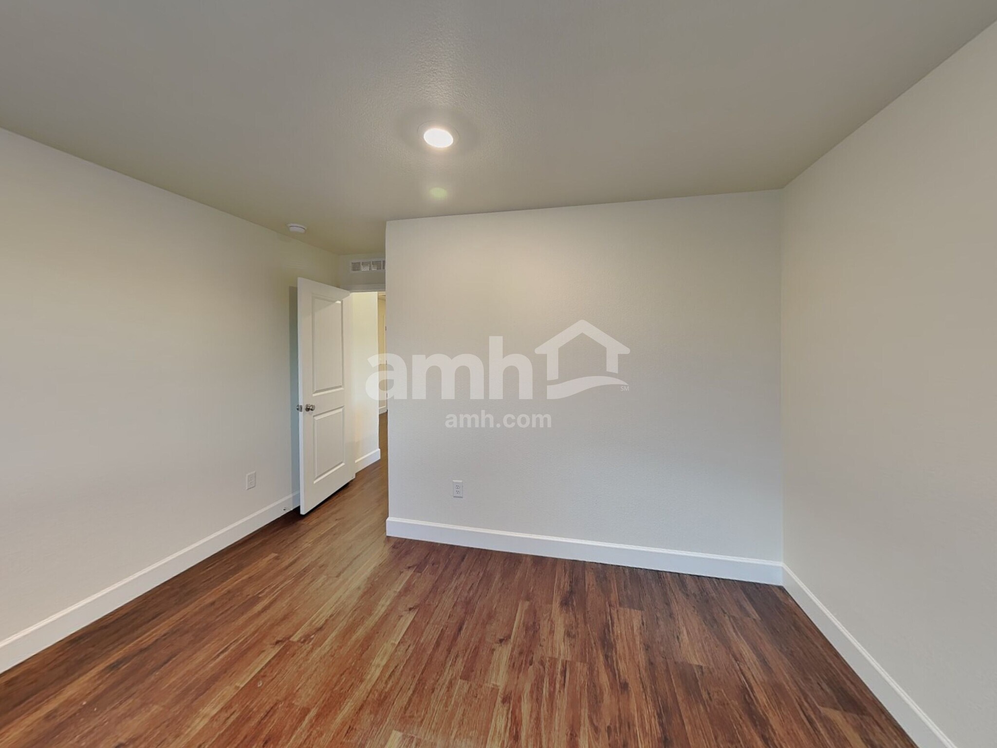 Building Photo - 8254 Joyce St