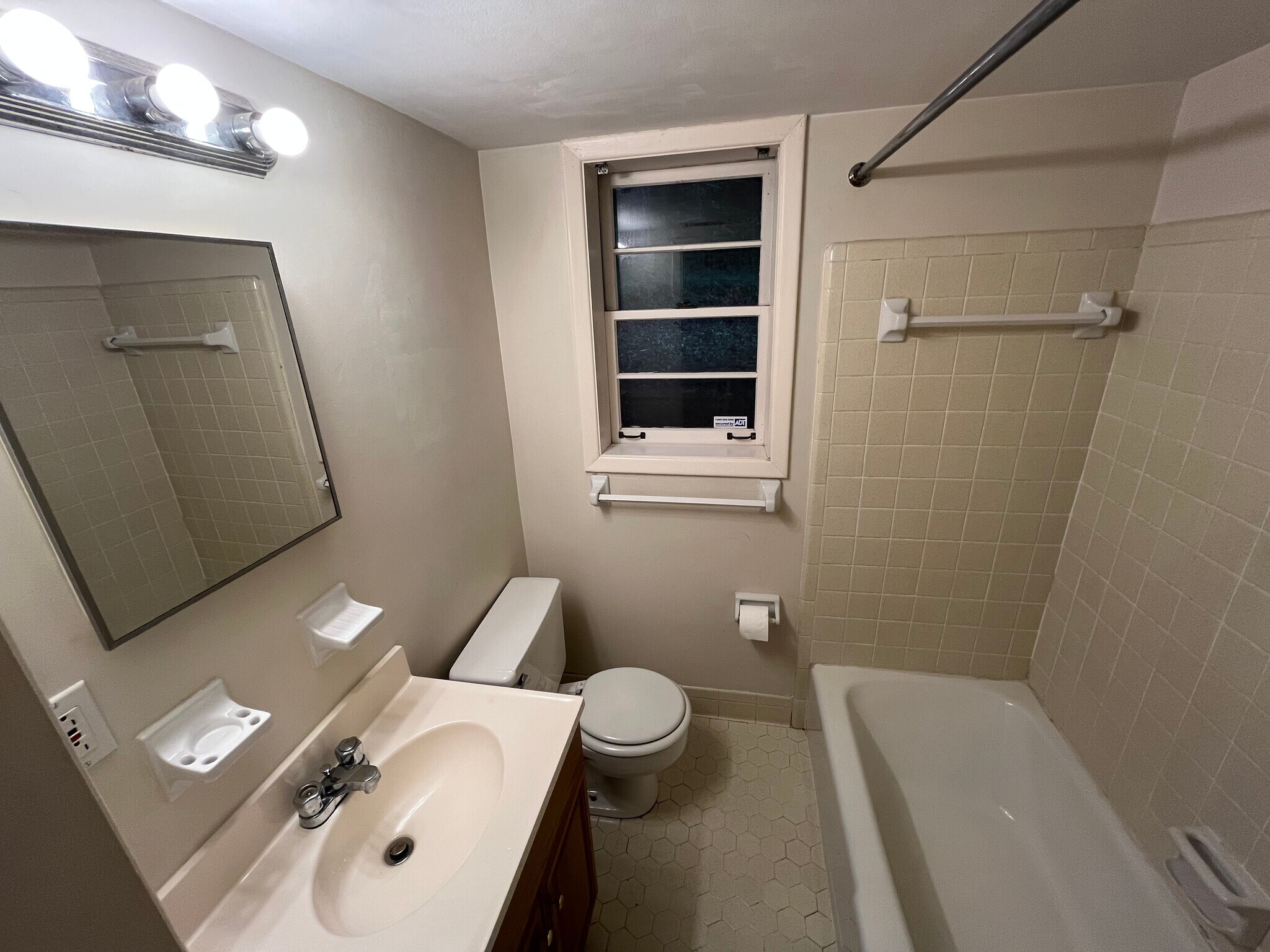 Building Photo - 2906 Branchwood Dr