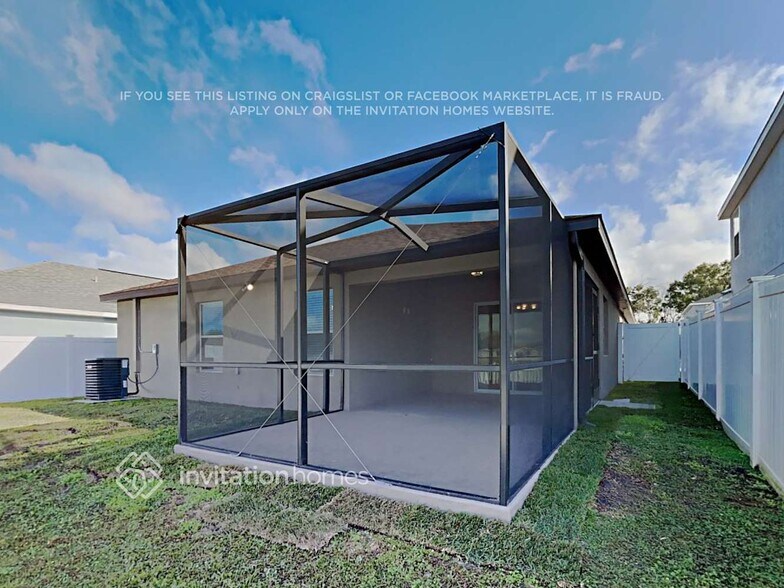 Building Photo - 8028 Diamond Creek Ln