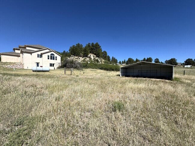 Building Photo - 19120 Pinon Park Rd