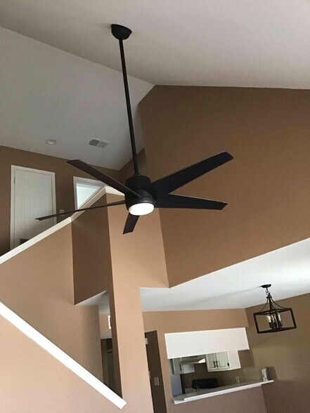 Building Photo - 8911 McPherson Rd