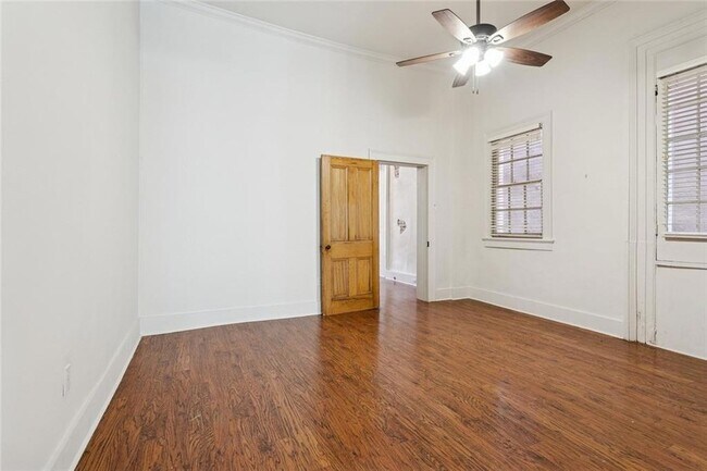 Building Photo - 1116 Royal St