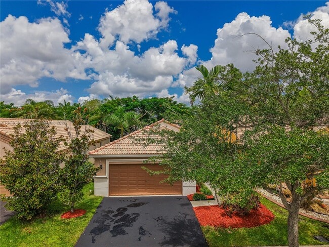 Building Photo - 1509 Canary Island Dr
