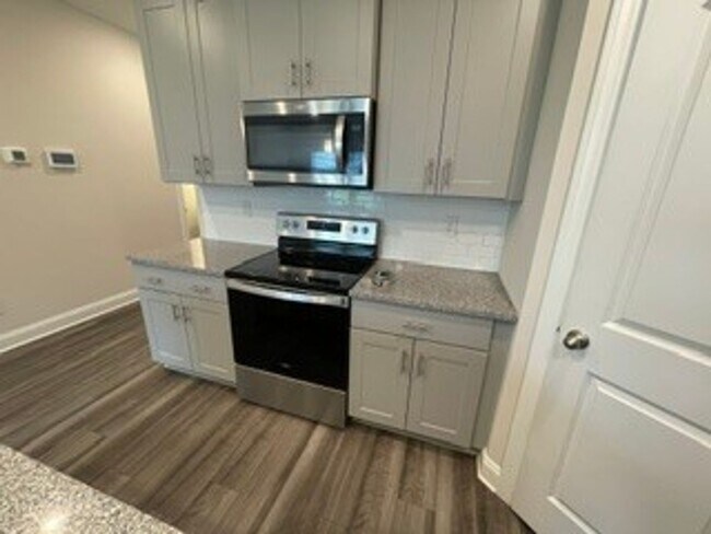 Building Photo - 4506 Skywood Ln