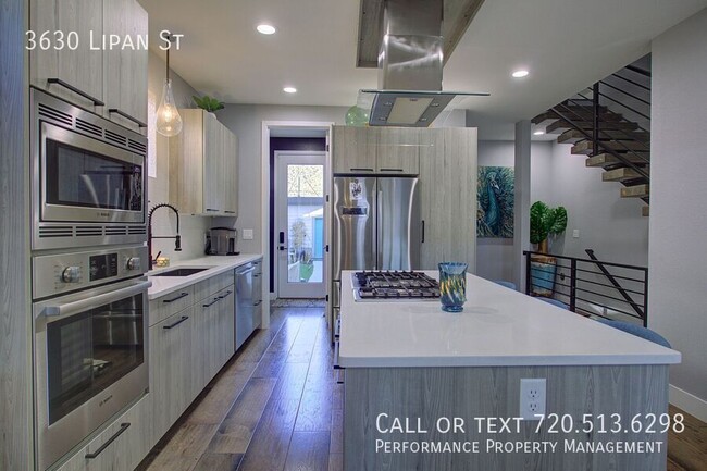 Building Photo - 3630 Lipan St