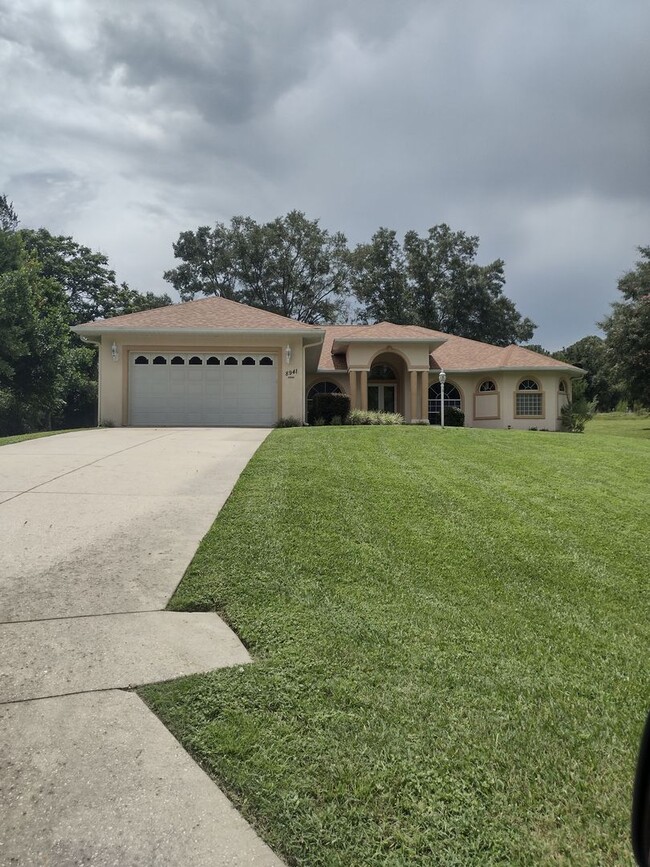 Building Photo - RAINBOW SPRINGS COUNTRY CLUB